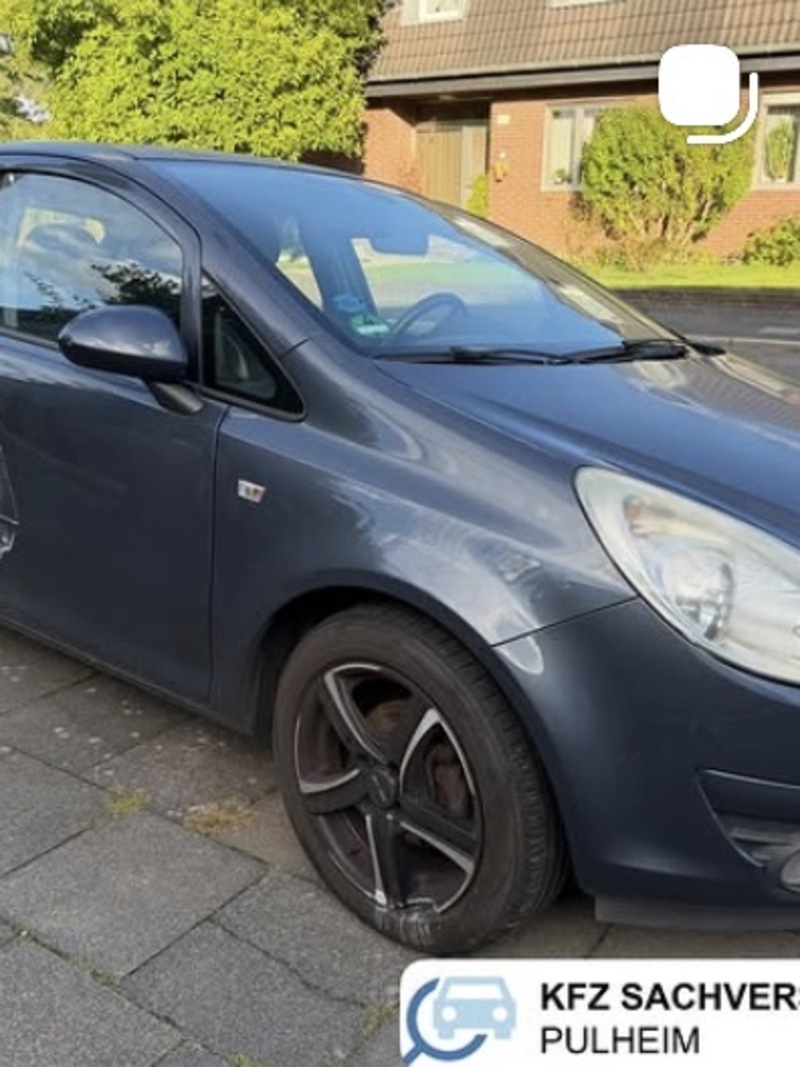 Begutachtung eines Opel Corsa
